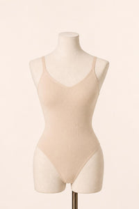 Body Control Deluxe, beige, maniquí frontal