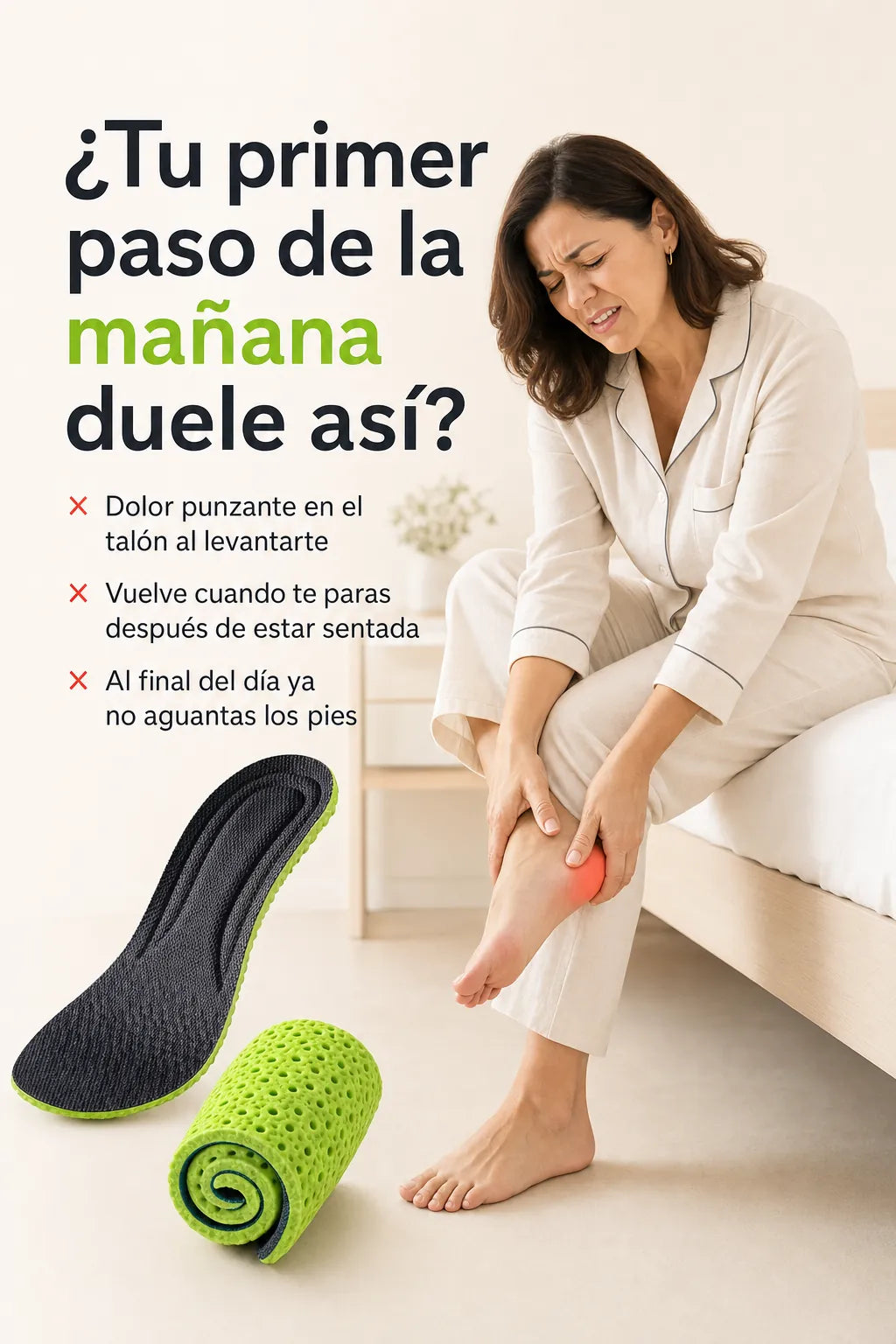 Mujer sentada en la cama con dolor de talón al levantarse